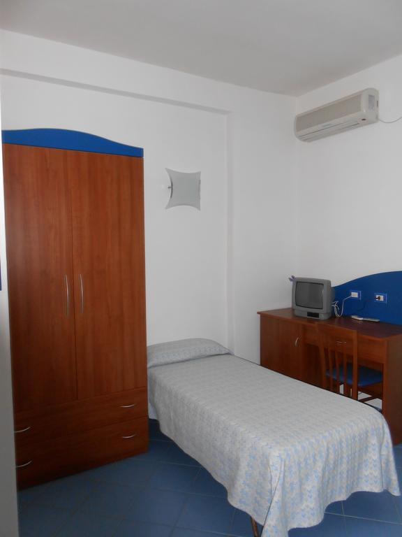 Albergo Godenizzo Peschici Exteriér fotografie