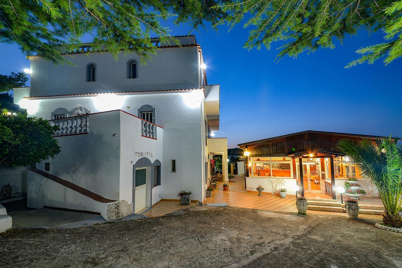 Albergo Godenizzo Peschici Exteriér fotografie