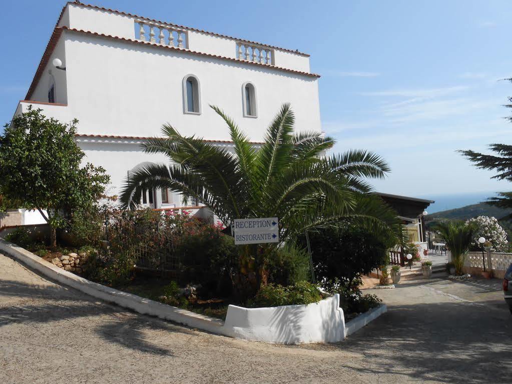 Albergo Godenizzo Peschici Exteriér fotografie